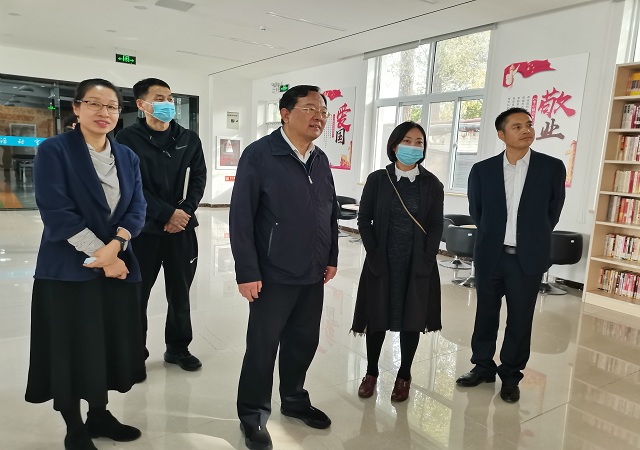 志广麻豆高清无码快讯：北京电视台现场报道，员工接种第三针疫苗